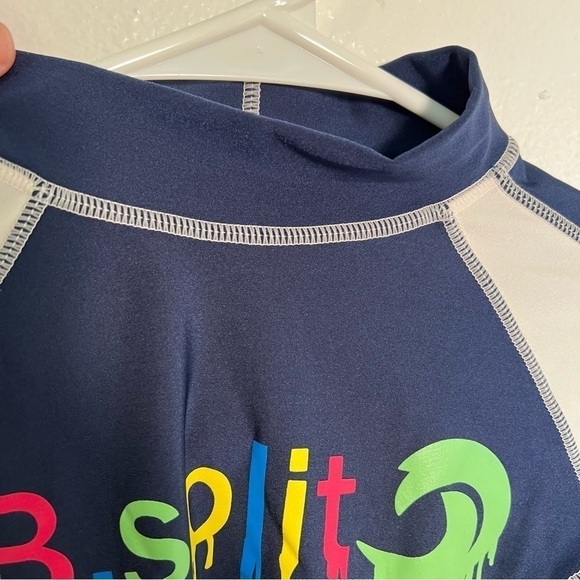 B. Split Rash Guard Navy Blue - Picture 5 of 12